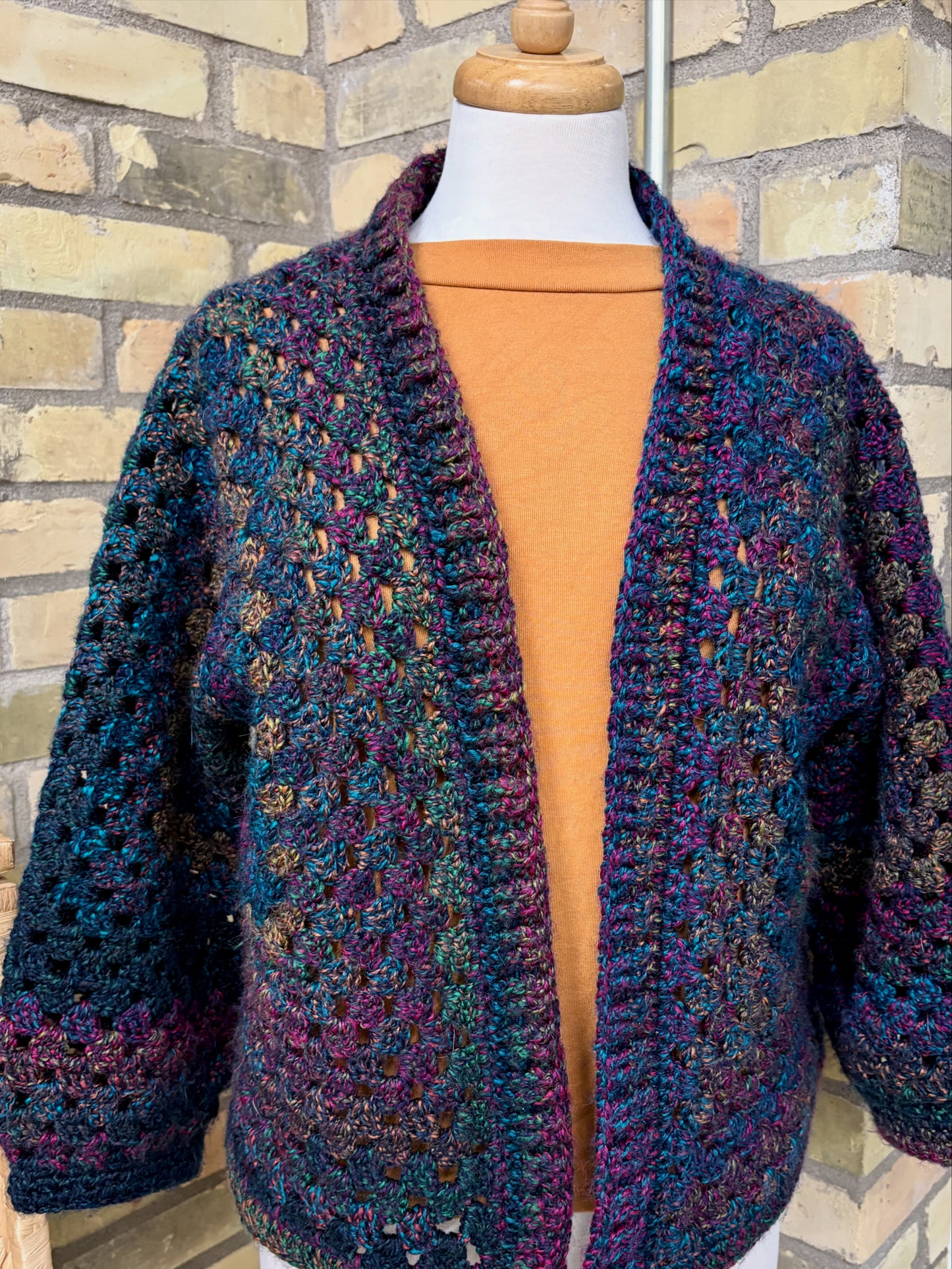 Hexi Granny Cardigan with Dashann Crochet – Jan 21 & Feb 4, 7:00