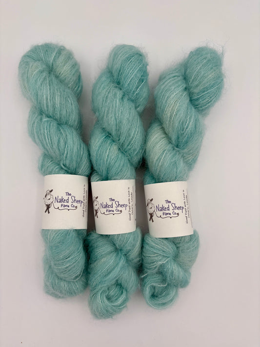 The Naked Sheep Fibre Co – Alpaca Floof