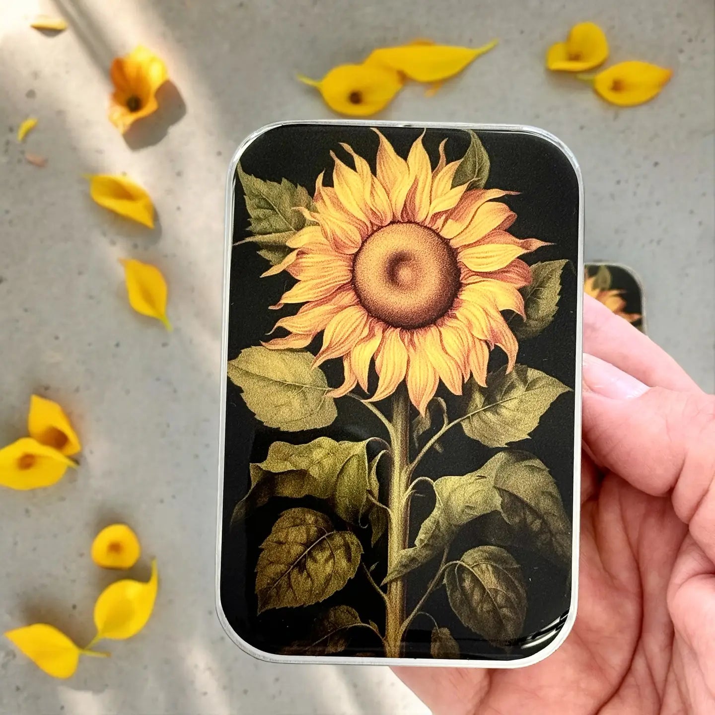 Firefly Notes Notions Tin, Large