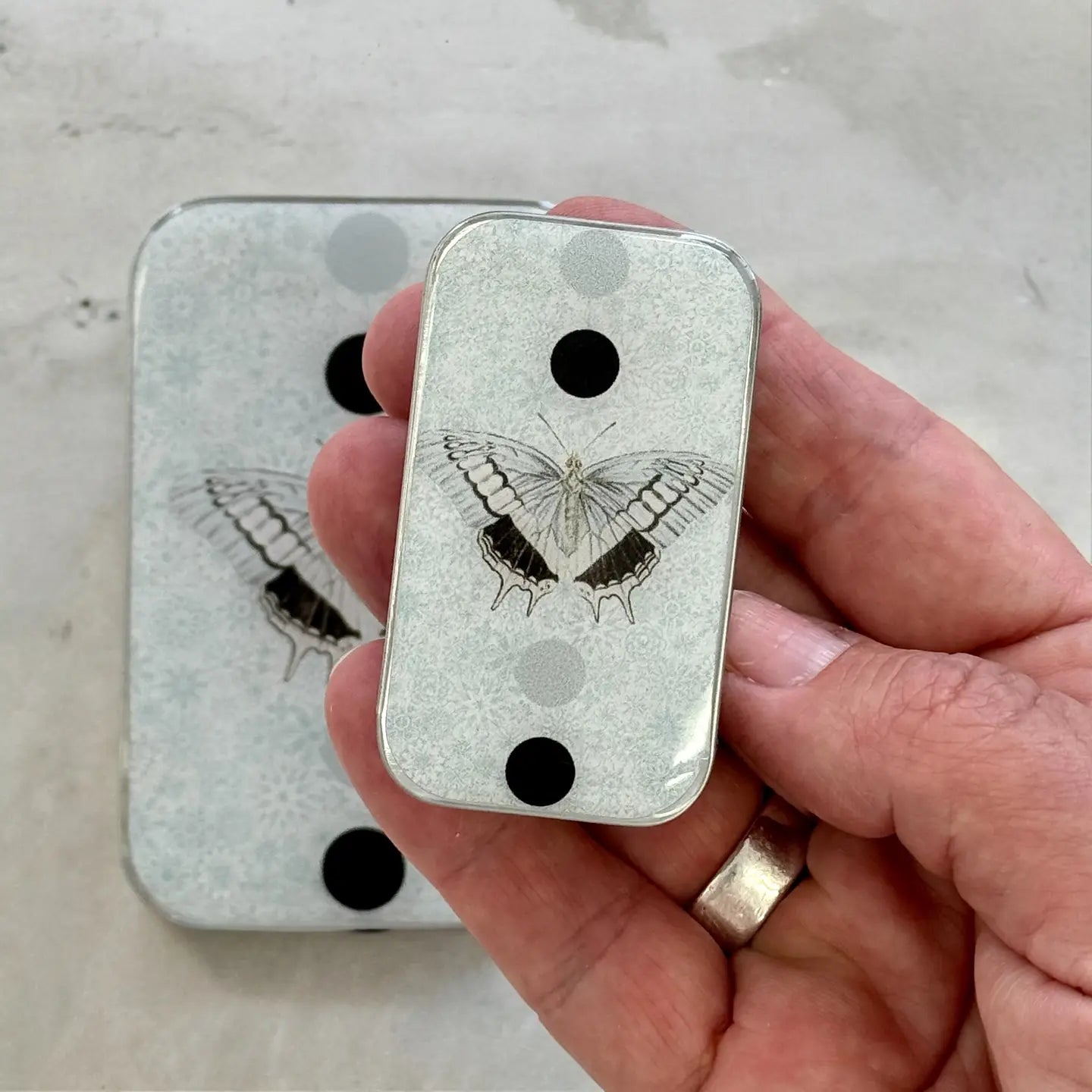 Firefly Notes Stitch Marker Tin, small