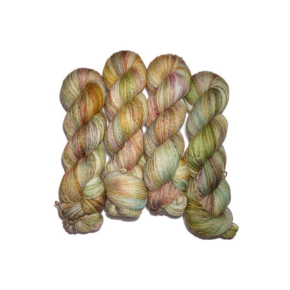 Hokohoko – Dove Sock