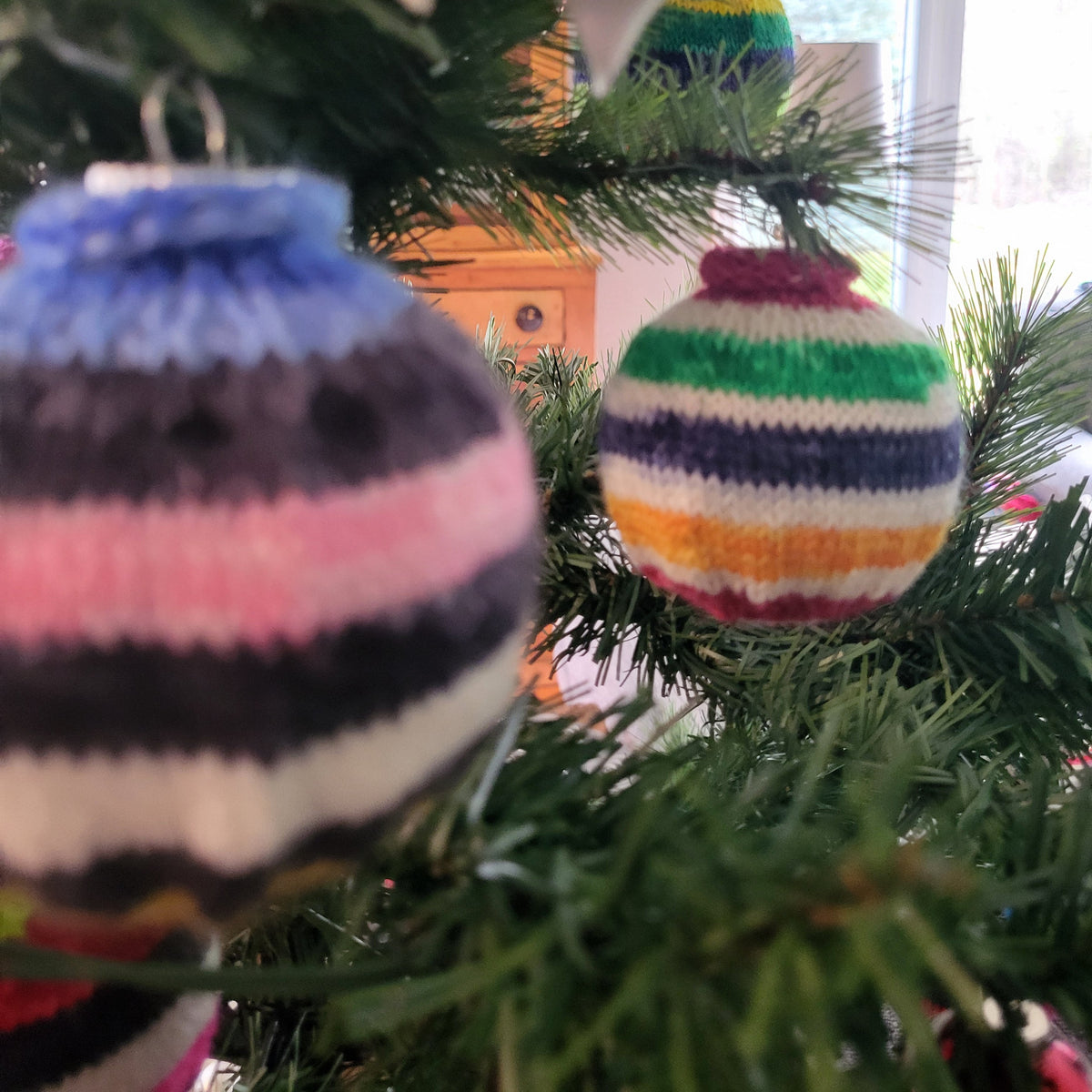 Knit "Merry" Ornaments with Heather of Timber Yarns - November 28, 4:30