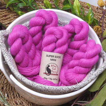 Alley Cat Yarns – Super Sock Minis