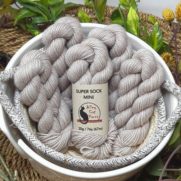 Alley Cat Yarns – Super Sock Minis