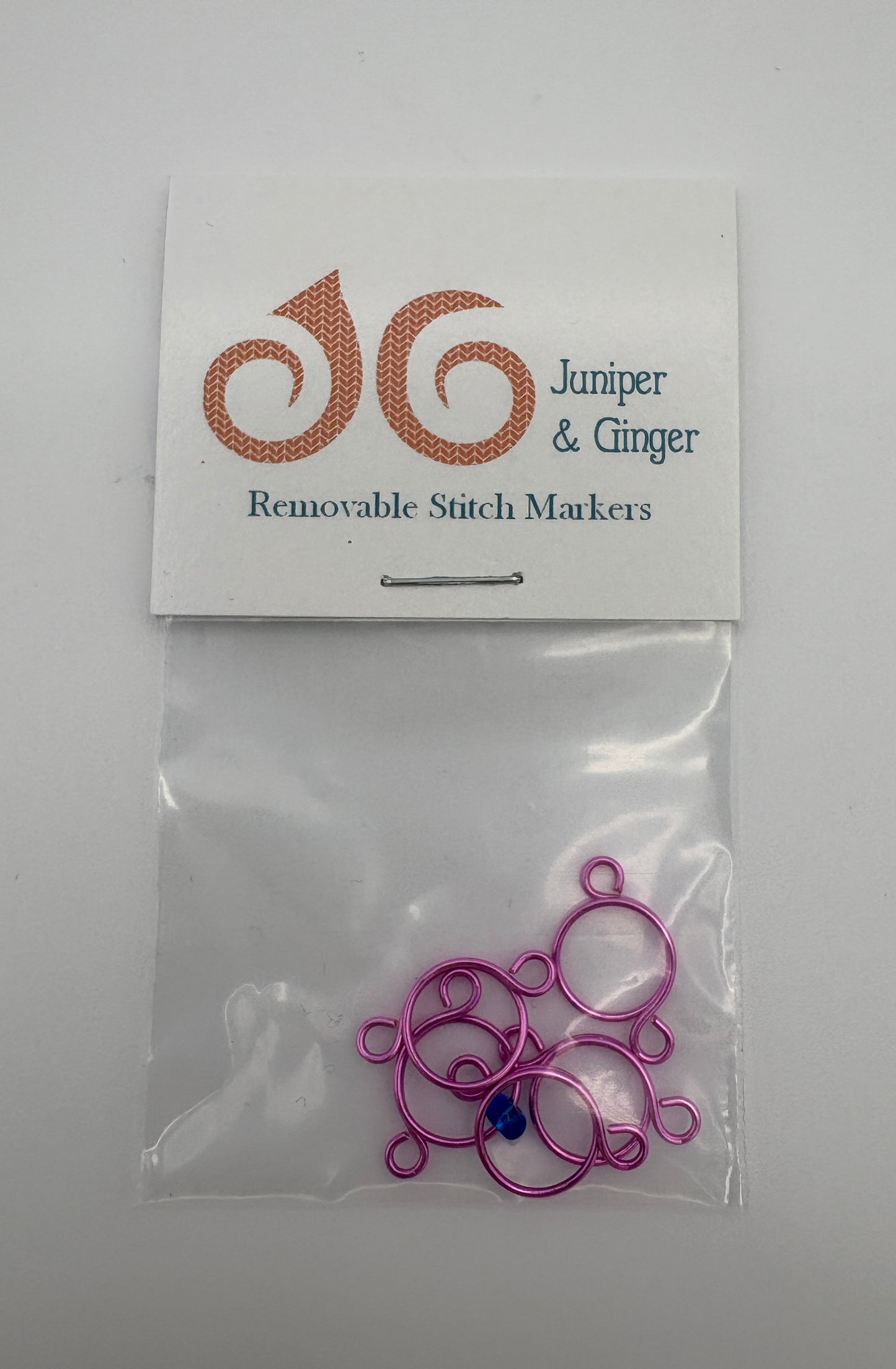 Juniper & Ginger – stitch markers