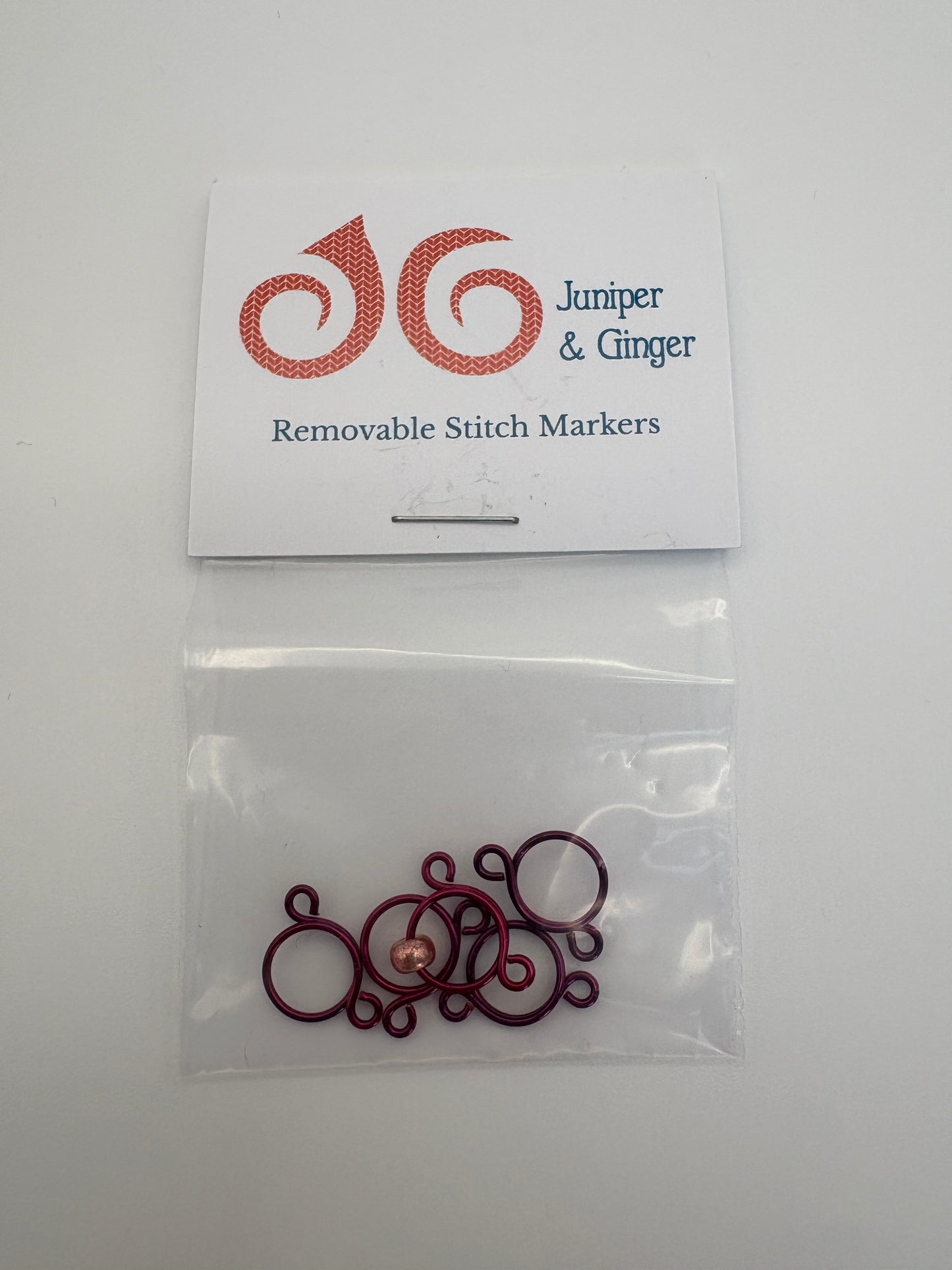Juniper & Ginger – stitch markers