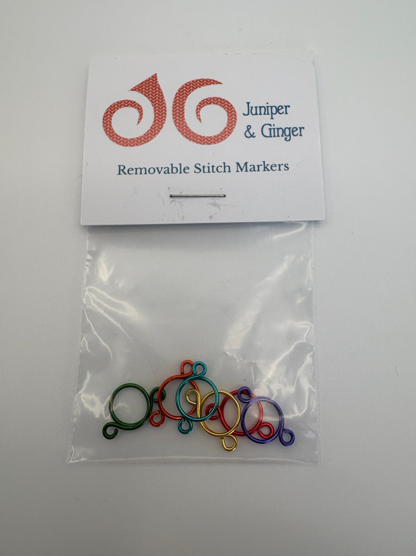 Juniper & Ginger – stitch markers