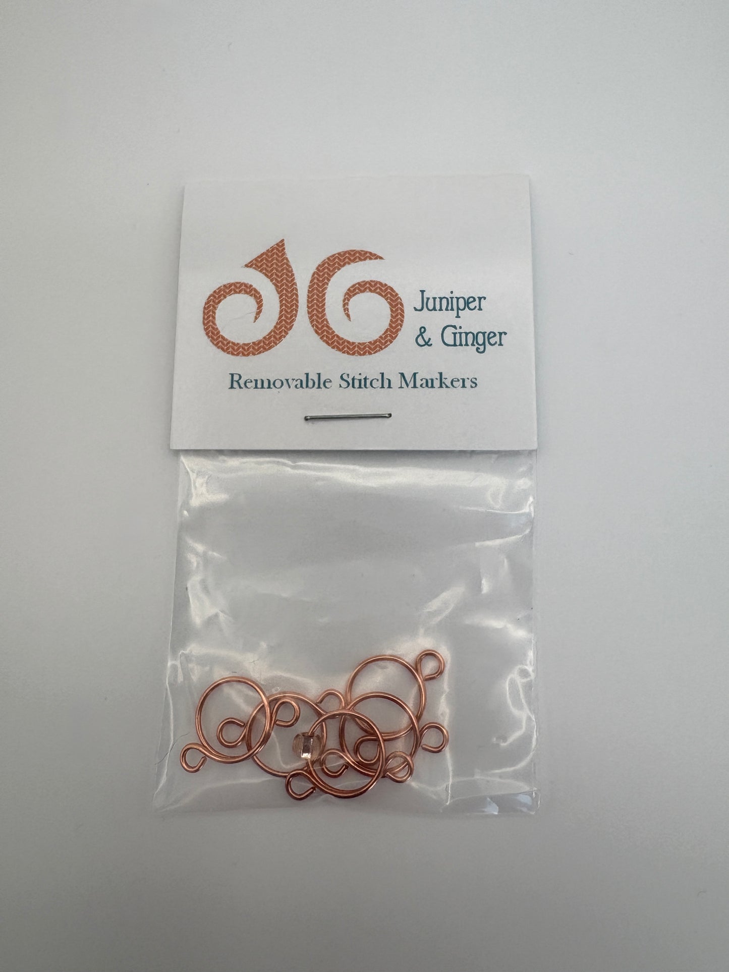 Juniper & Ginger – stitch markers