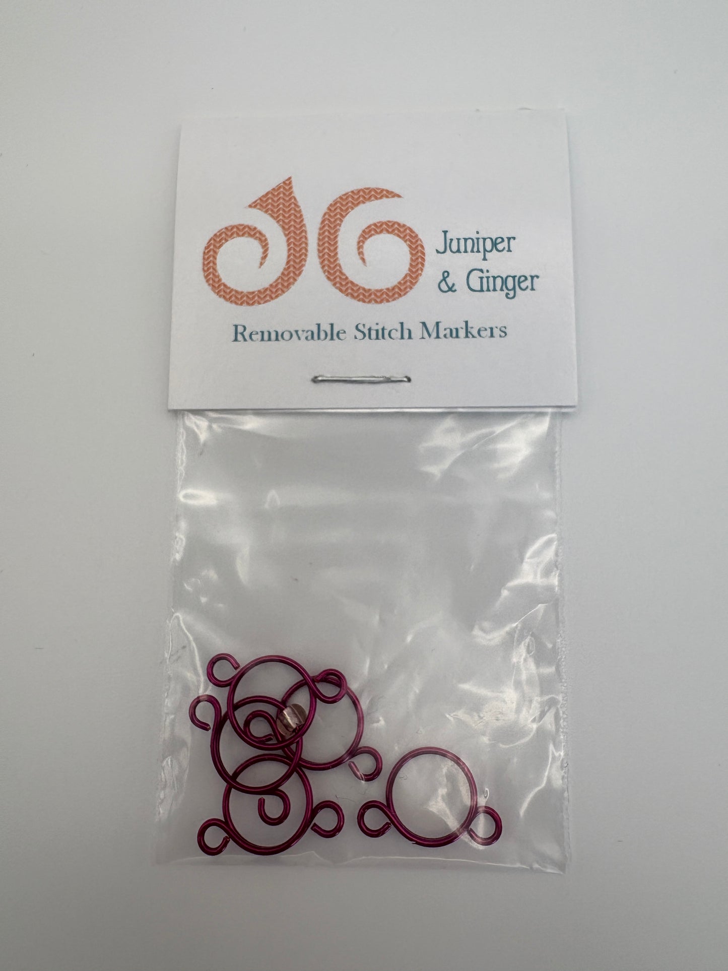 Juniper & Ginger – stitch markers