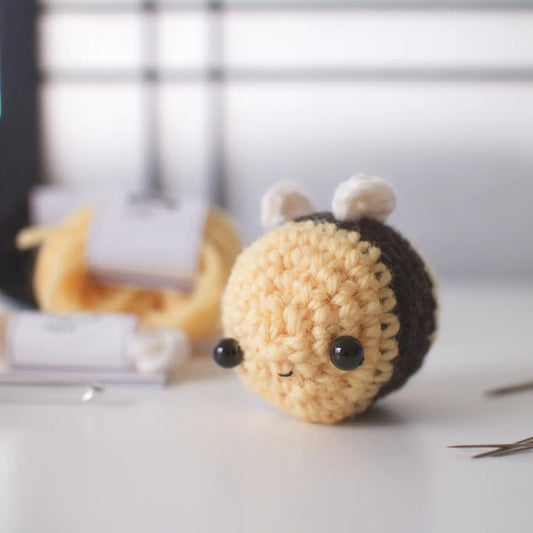 Mohu Amigurumi Kit – Bee