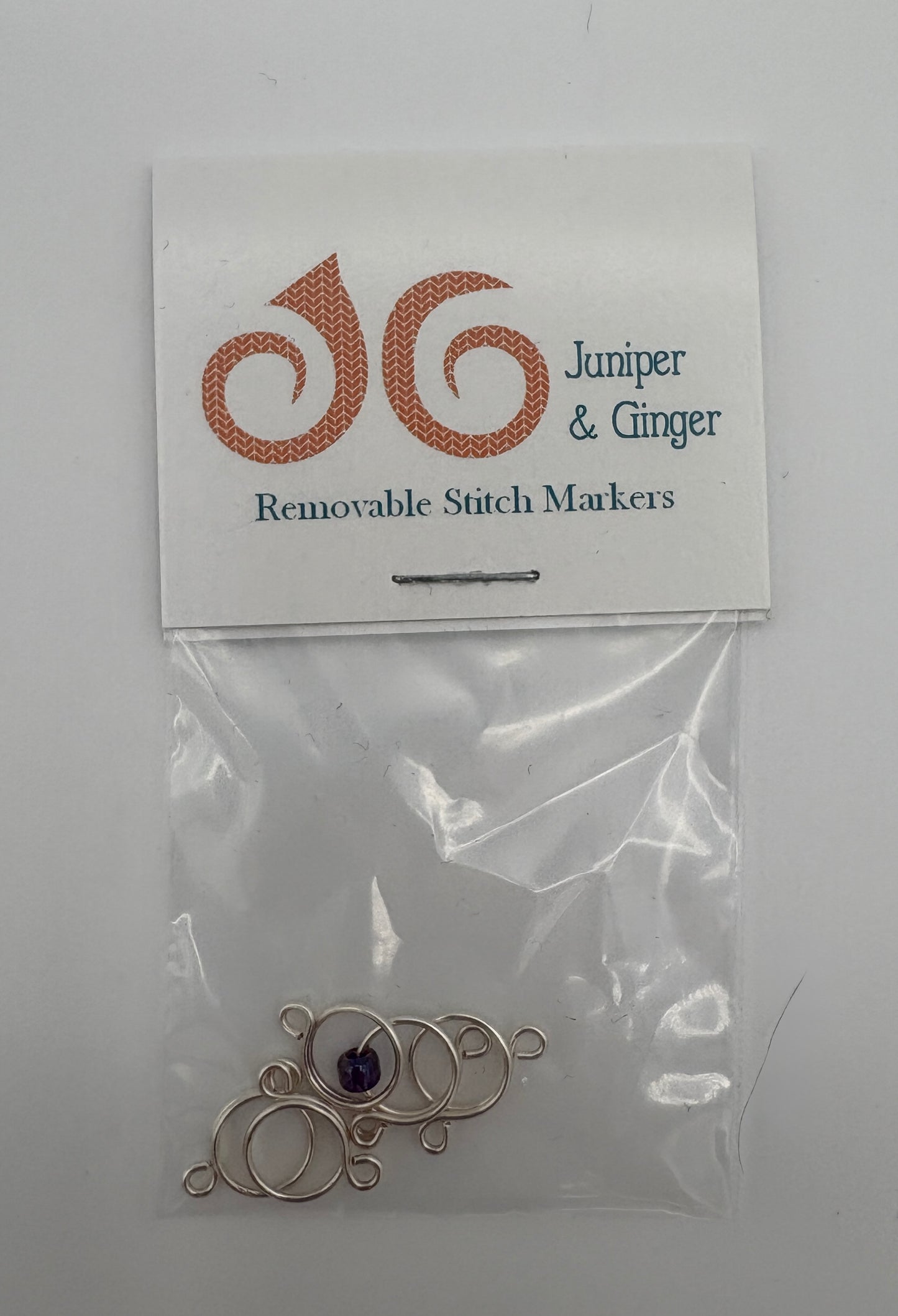 Juniper & Ginger – stitch markers