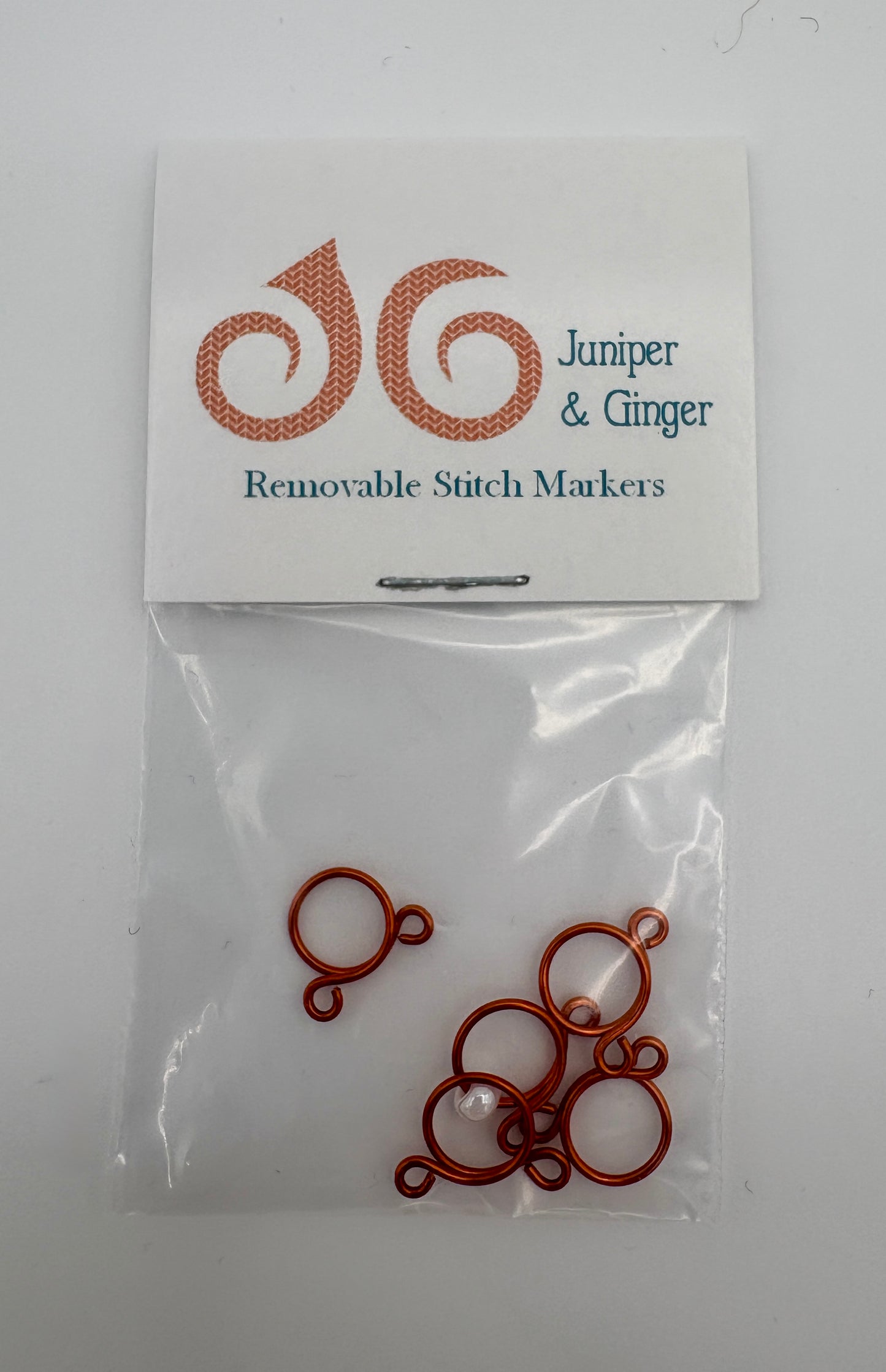Juniper & Ginger – stitch markers