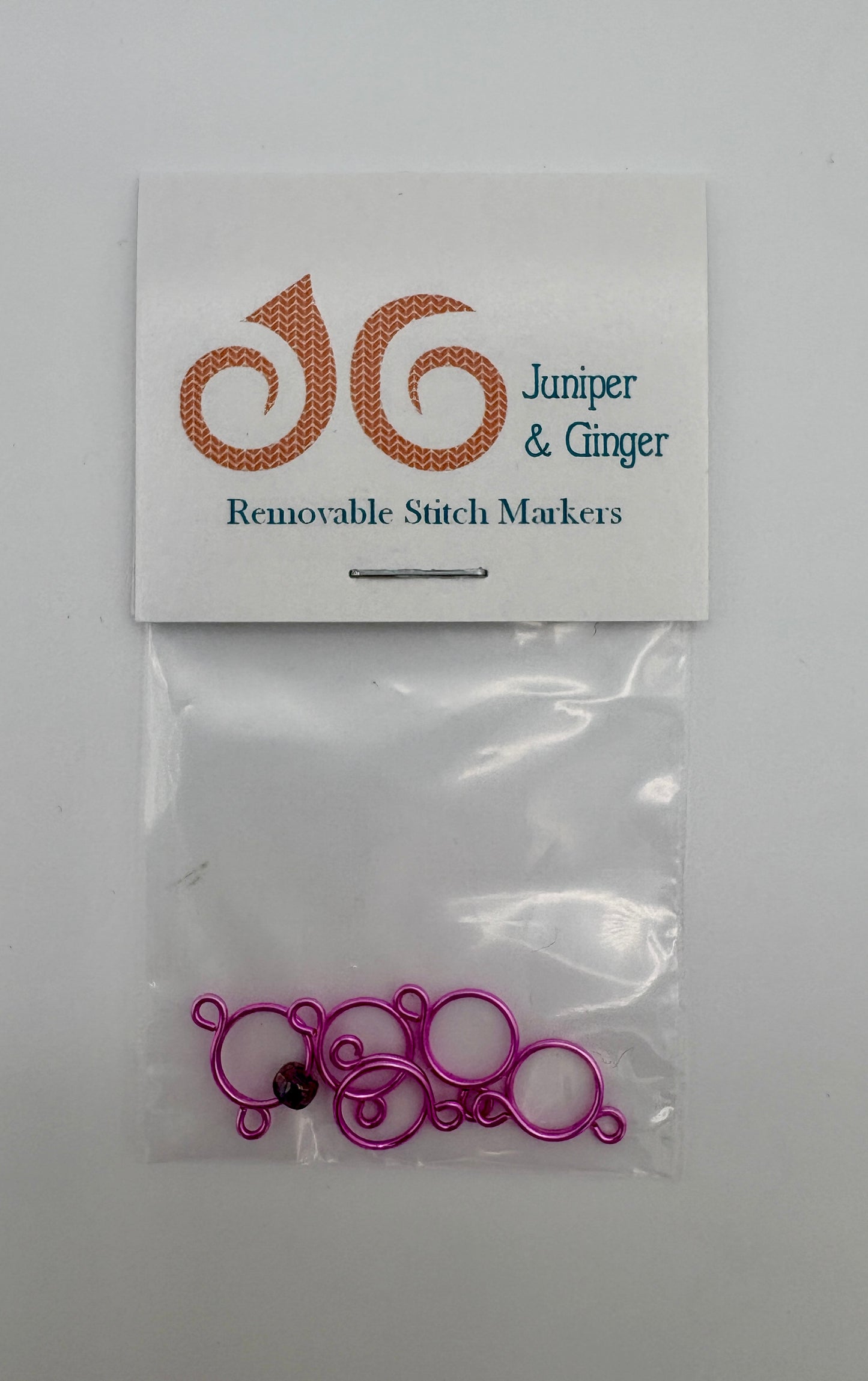 Juniper & Ginger – stitch markers