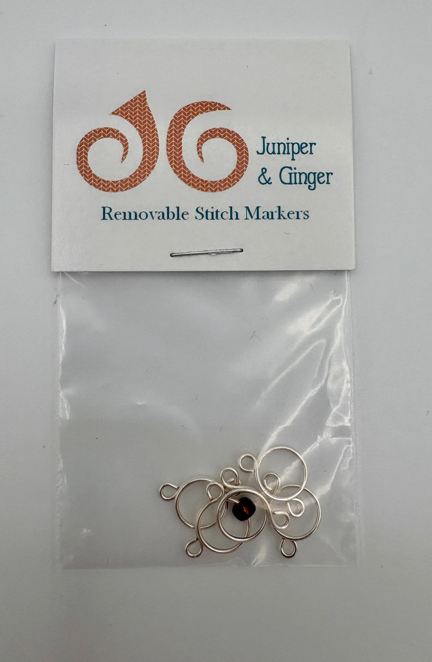 Juniper & Ginger – stitch markers