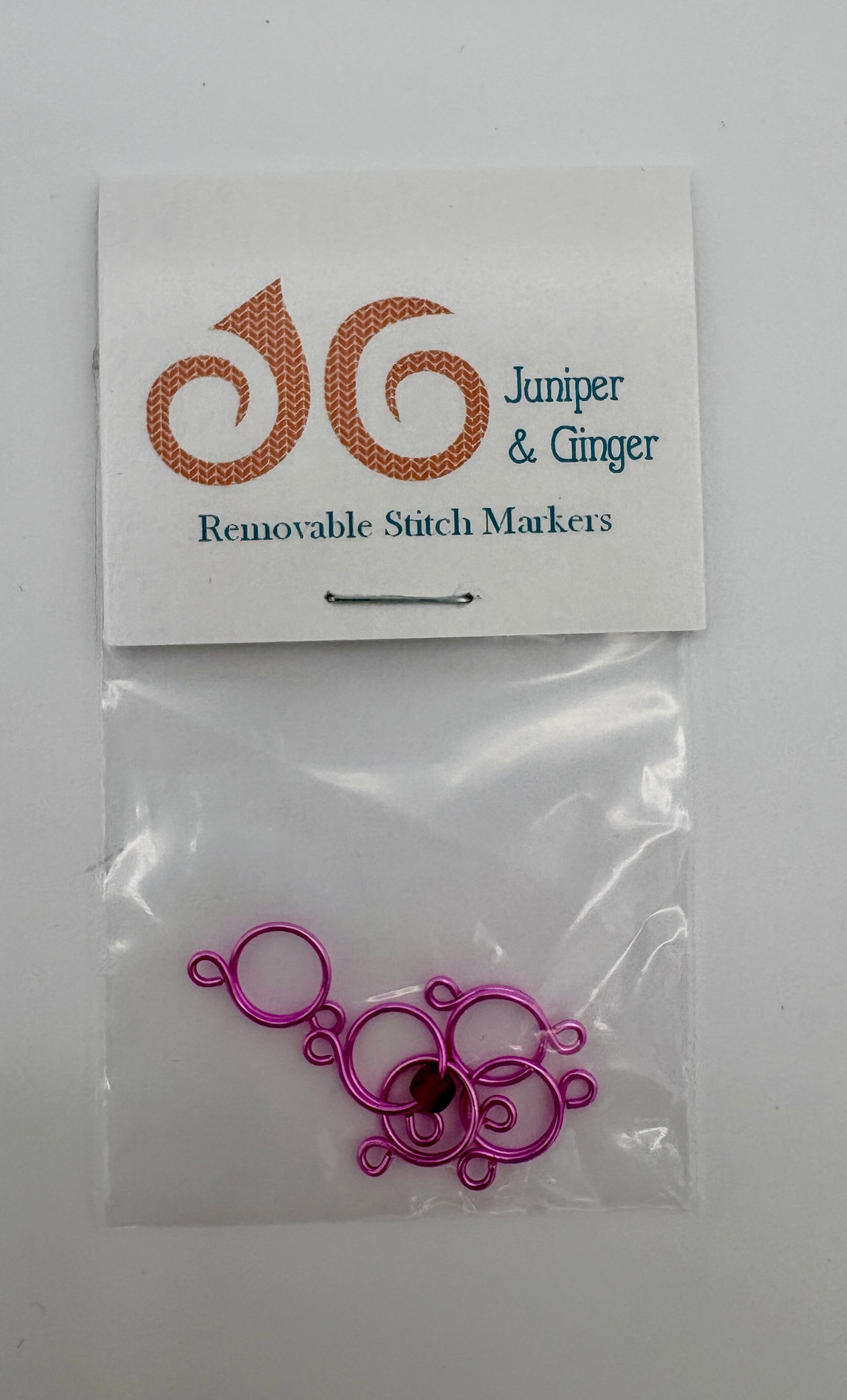 Juniper & Ginger – stitch markers