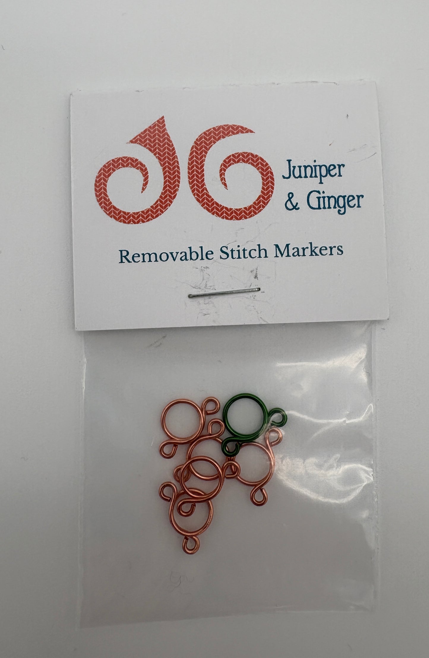 Juniper & Ginger – stitch markers