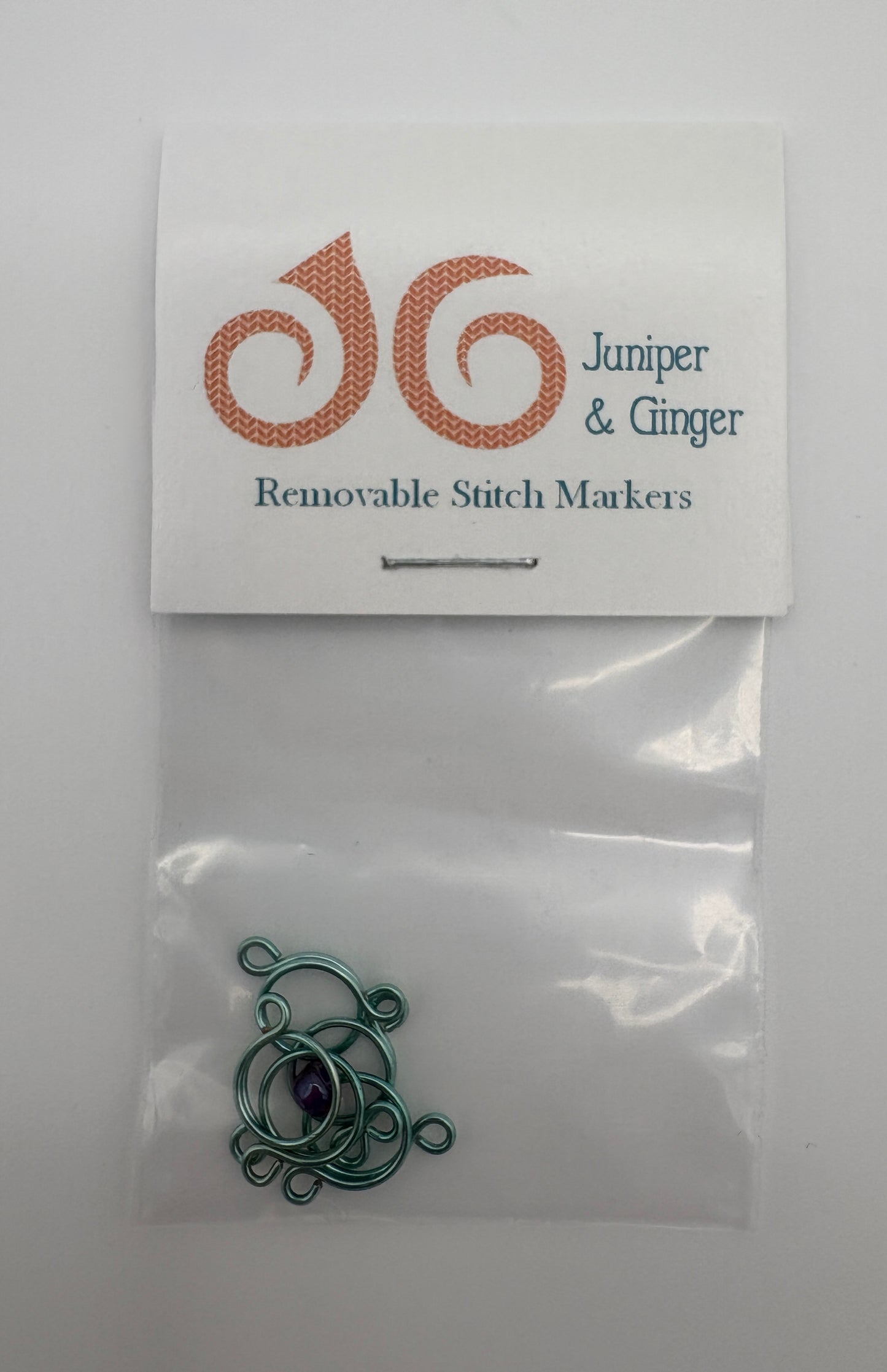 Juniper & Ginger – stitch markers
