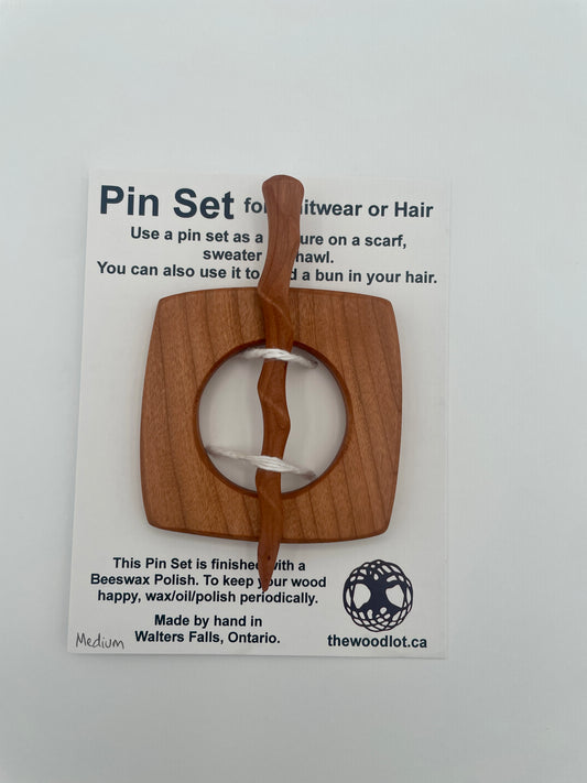 The Woodlot – Shawl pin set, medium