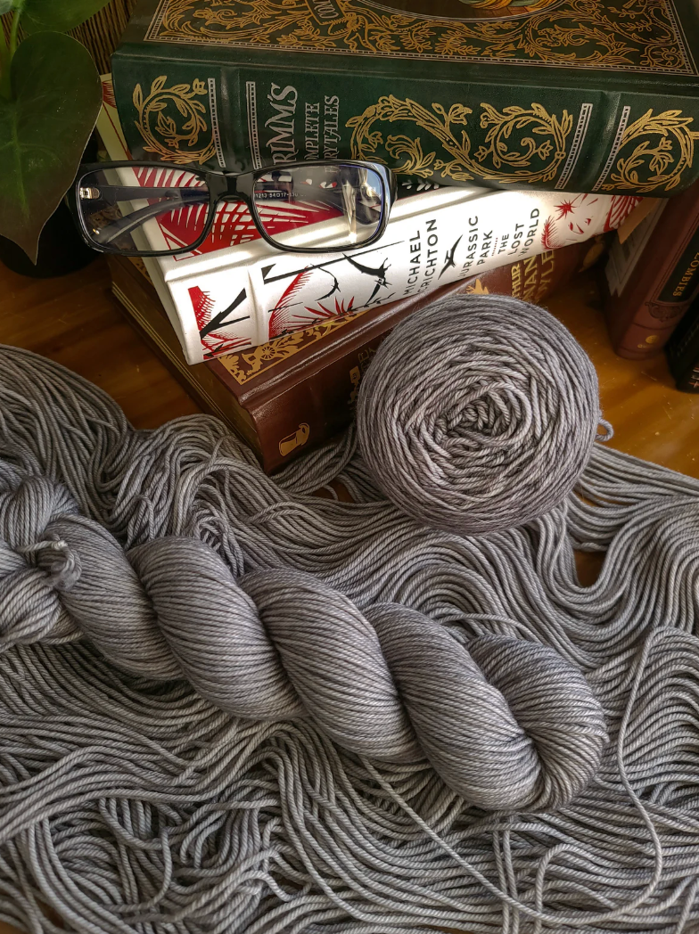 Frosted Stitch – Yeti Yak DK