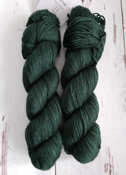 Frosted Stitch – Yeti Yak DK